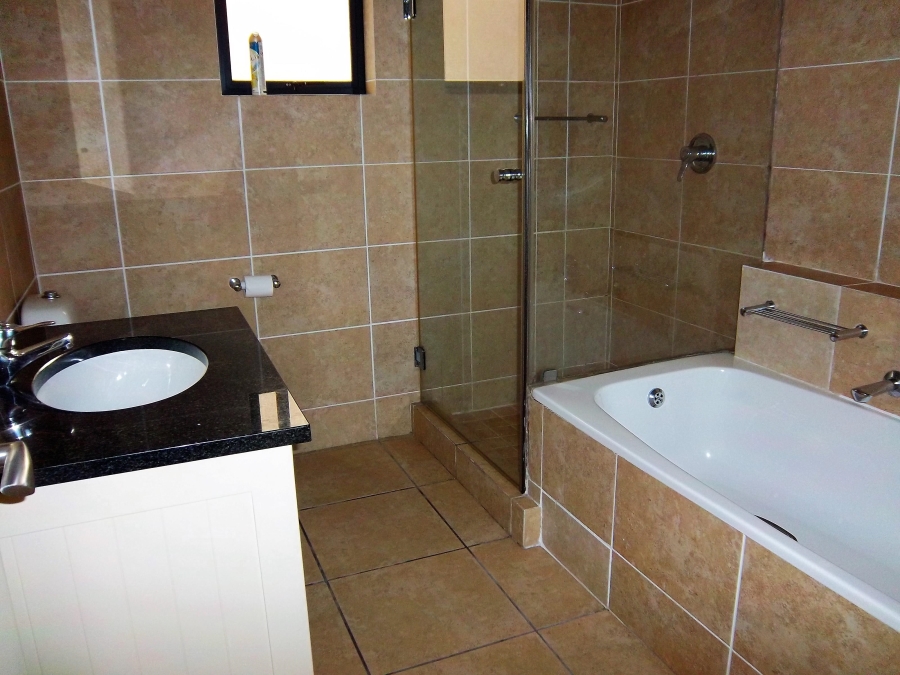 To Let 2 Bedroom Property for Rent in Strand North Western Cape